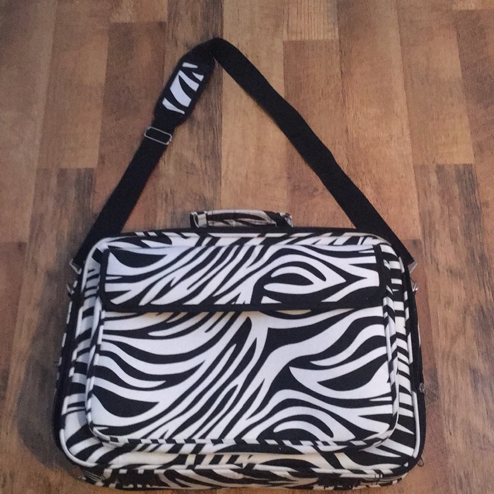 🔵 Lap Top or Large iPad Travel  Satchel